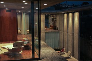 This Architect's Home Embraces Oceanfront Views - Photo 4 of 7 - The upstairs bedrooms and office have views of the ocean and courtyard due to Window Walls by Western Window Systems. "They gave us leniency on the sizing of everything," says Matthew. "They'll make sure it works."