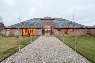 10 Dwell-Approved, New-Old Homes in the UK - Photo 17 of 18 -