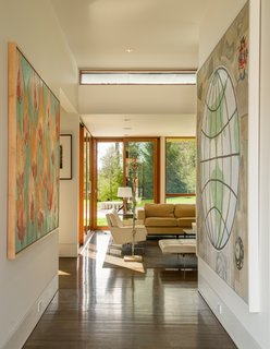 An Eliot Noyes Transformation in Connecticut Honors the Experimental Spirit of the Original - Photo 3 of 7 - Mahogany windows and doors, black walnut floors, and beech veneer millwork create warmth in the bright interior.