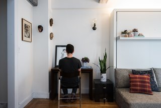 Big on Broadway, Small on Space: Inside the Studio of Actor Adam Kantor - Photo 5 of 5 - The Goliath does double duty as a console table and a dining table when fully extended.