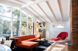 Elegantly Renovated, a Midcentury Home in Raleigh Asks $975K - Photo 5 of 13 -