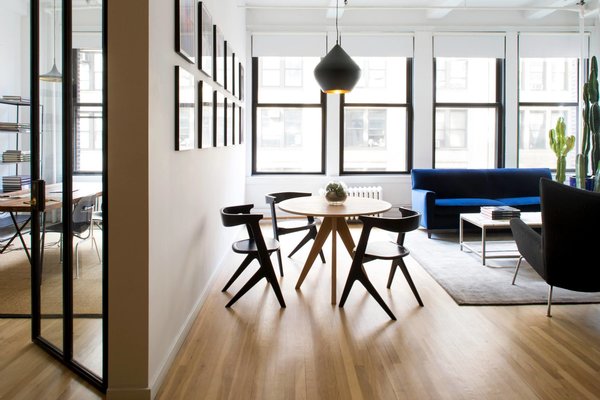Photography Studio - New York City
#NewYork #interiordesign #architecture #architects #photography #light #studio #contemporary #modern #tomdixon #kitchen #nyc #usa #design #nice #inspiration #designer #interiordesigner #furniture #interior Photo 3 of Photography Studio modern home