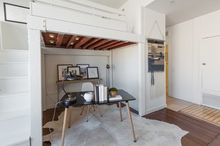 Designer Douglas Loft For Sale - Photo 4 of 6 -