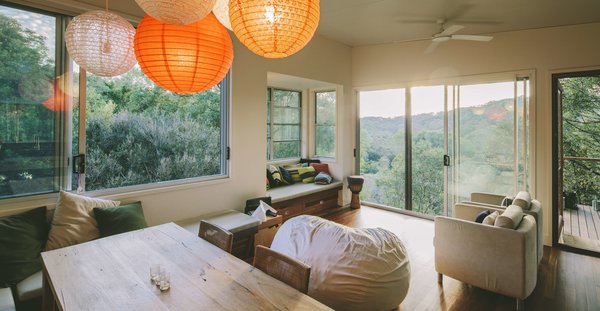 Photo Credit: Shantanu Starick www.shantanustarick.com Photo 5 of Tallowood Treehouse modern home