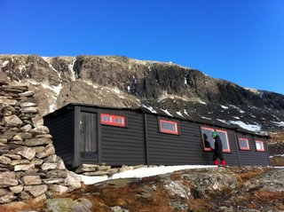Slow Architecture - Photo 3 of 11 - Tvergastein Hut / Photo by Håkon Os Bjerkås 
