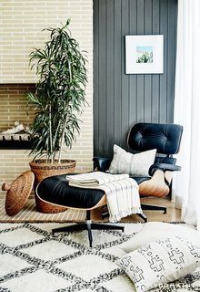 Inside Fitness Mogul Lorna Jane's Elegant L.A. Retreat - Photo 9 of 29 - Cover photo by Jenna Peffley for MyDomaine; Styling by Kate Martindale; Design by TwoFold LA