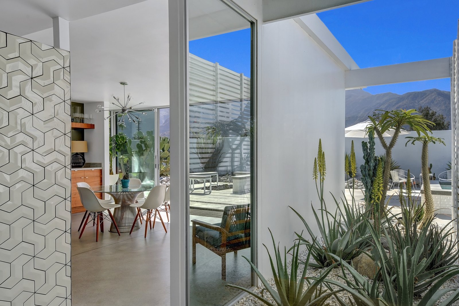 Just seven Wexler Steel Homes were built, as the rising costs of steel prohibited the full neighborhood development.