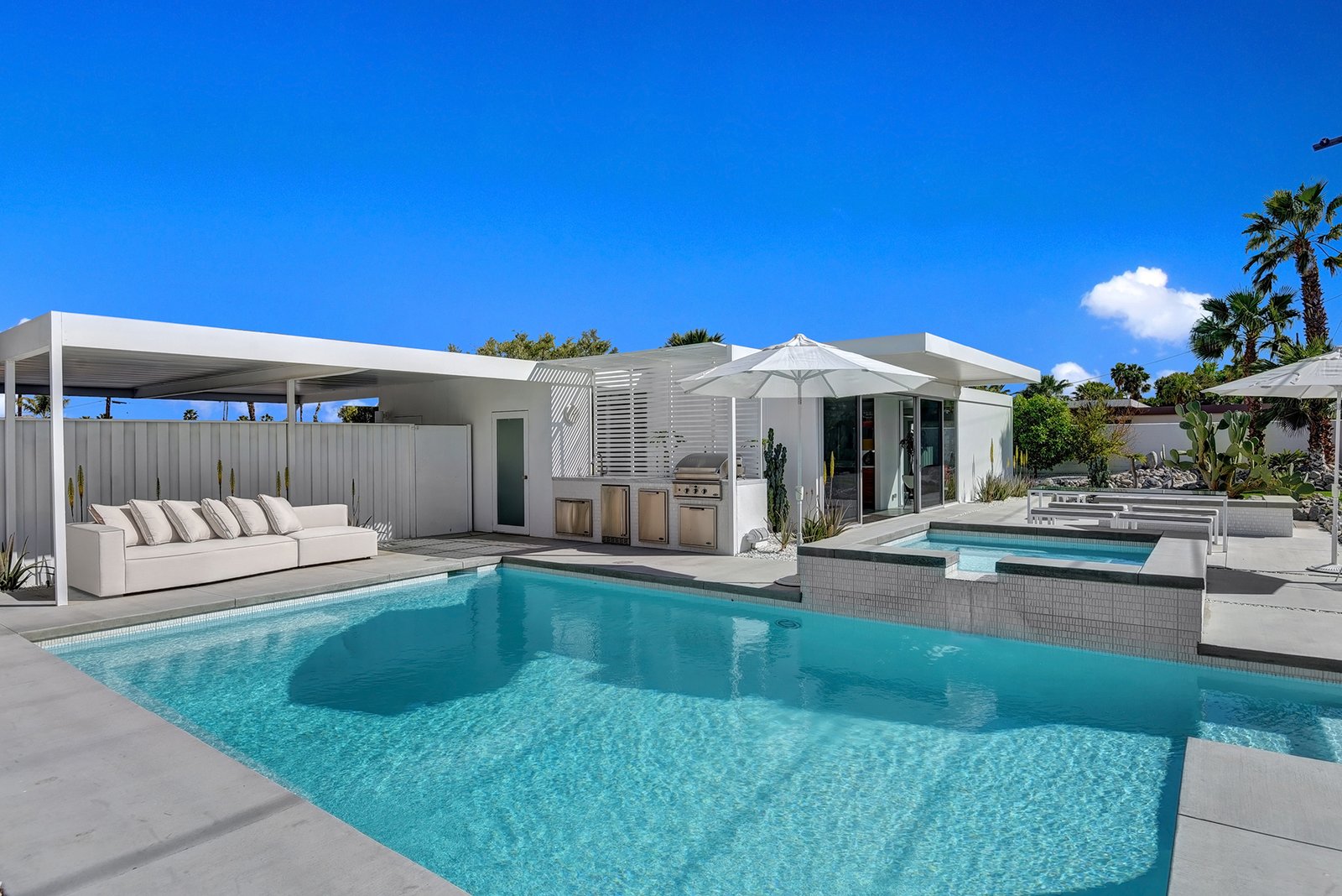 Homeowner Jay Longtin served as the general contractor and performed the majority of the remodel work, aside from the outdoor floors, concrete, and pool, which were done by Architectural Blue.