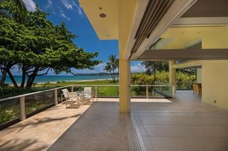 Hanalei Bay Villa – Contemporary Home on Hanalei Bay Offering Art & History - Photo 2 of 9 - Expansive views and indoor/outdoor living