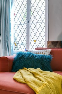 A family room gets a hi-tech modern makeover - Photo 10 of 10 -