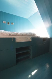 Stay in a Renovated, Sea-Inspired Frisian Apartment in a Former Hay Storage Barn - Photo 8 of 18 -