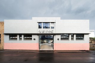 An Art Deco Warehouse in Melbourne Is Converted Into a Shared Office Space - Photo 1 of 14 -