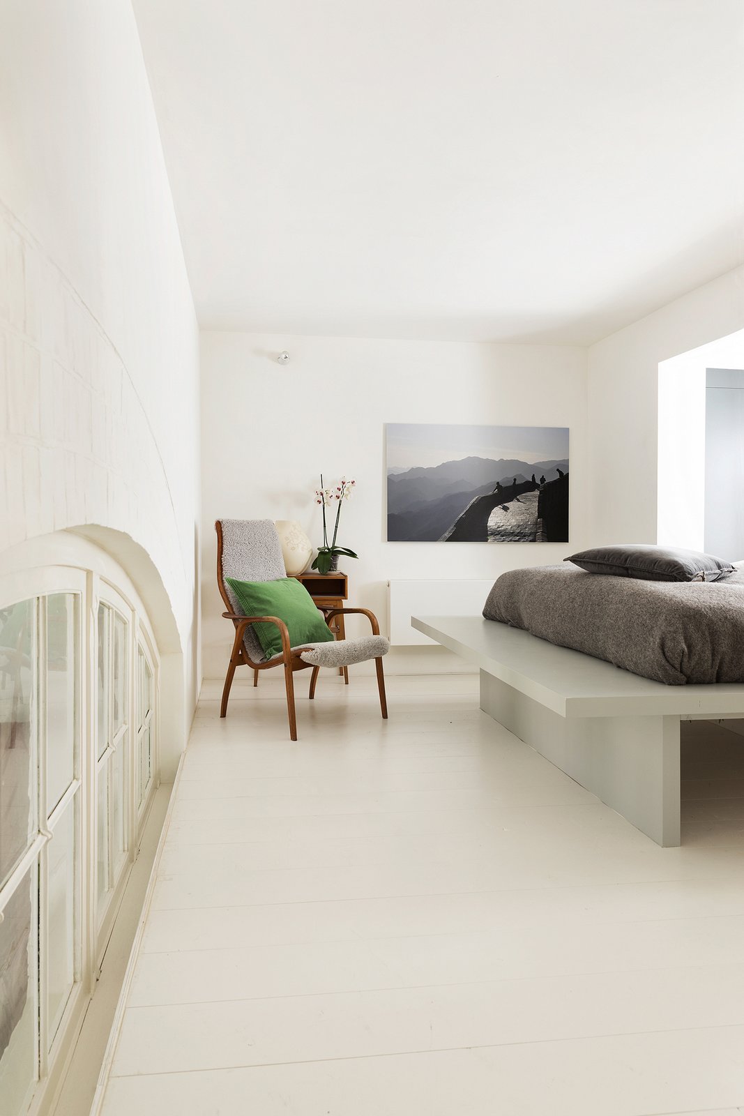 The guest bedroom.