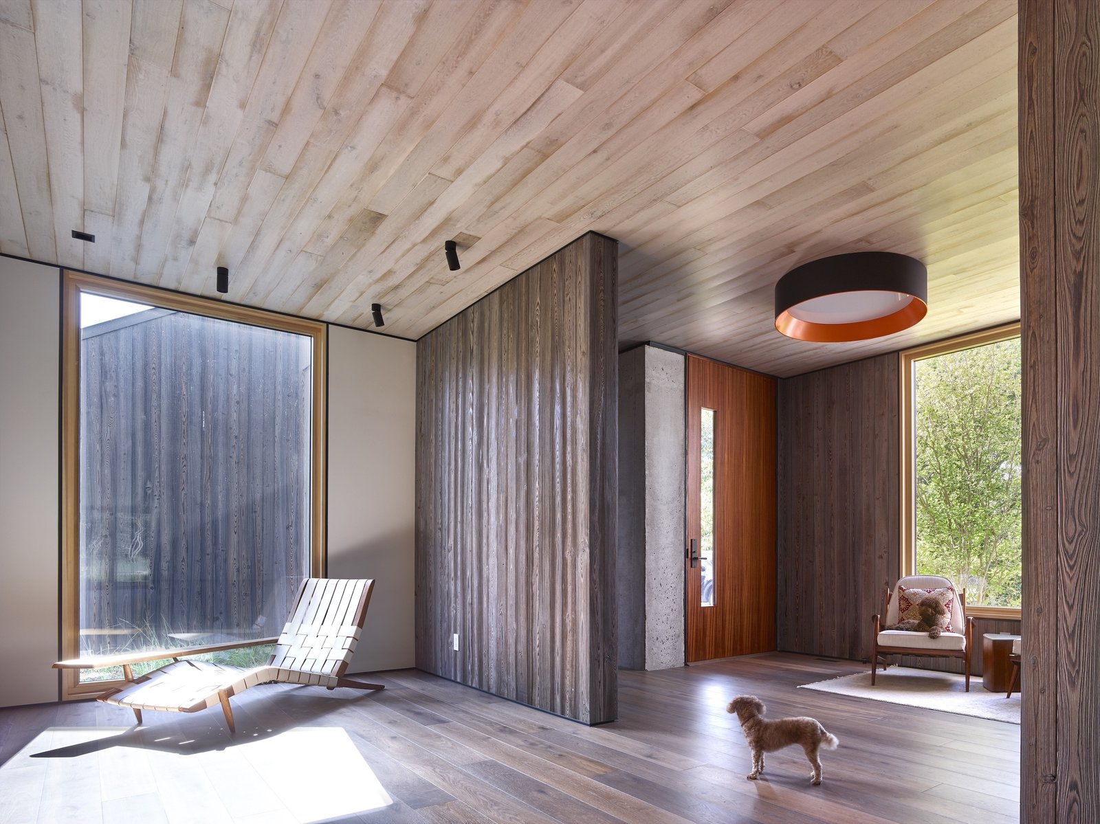 Tagore light in the foyer by Artemide.