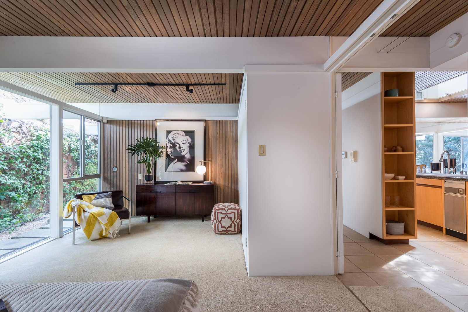 An archetypal Buff & Hensman home that's characterized by both open and intimate spaces.