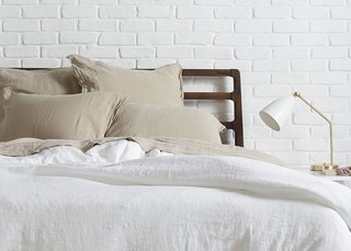 Toast Linen: Behind the Design + Styling Tips - Photo 3 of 6 - Toast and White is our Creative Director’s favorite combination; Source: Nicole LaMotte/Parachute 