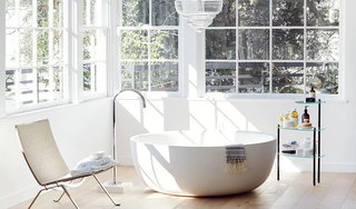 9 Beautiful Bathtubs - Photo 8 of 9 - Source: The Apartment by The Line 