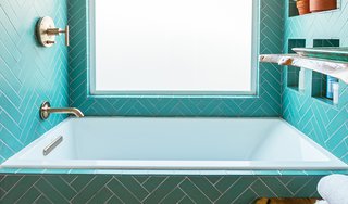 9 Beautiful Bathtubs - Photo 9 of 9 - Source: Justina Blakeney 