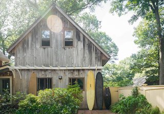Matthew Olerio and Joanna Zamora, the couple behind East Surf Co., moved from NYC to coastal Rhode Island, where they now reside in a beautiful old house built by a boat maker, all the better to focus on their craft more intently and distraction-free.