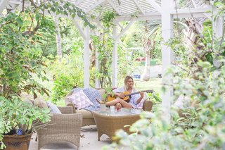 Surf Shacks 043 - Karina Petroni - Photo 6 of 8 - Photo: Adam Bartoshesky