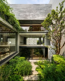Top 5 Homes of the Week That Champion Angular, Boxy Design - Photo 3 of 5 -