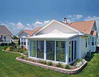 Ideal for DIY installations, EasyRoom enclosures come in various sizes and options, including roof styles, window types and frame colors.