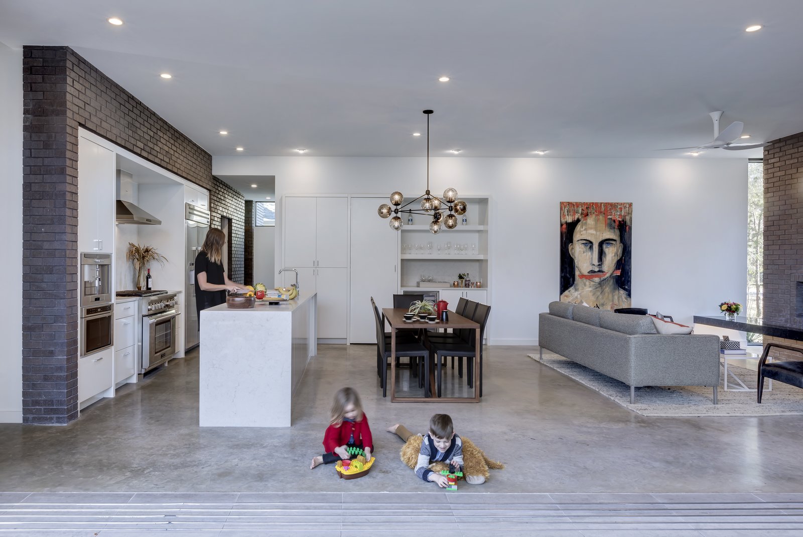 Main Stay House by Matt Fajkus Architecture | Photography: Charles Davis Smith Photo 6 of Main Stay House modern home