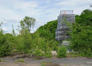 Escape to One of These 10 Otherworldly Outdoor Saunas - Photo 6 of 10 - Narrow gaps between the concrete sections allow light to permeate through, while also providing protected views of the natural surroundings.