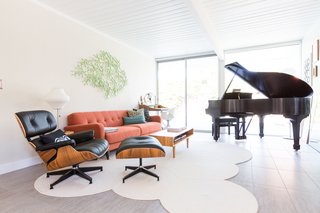 An Interior Designer Launches Her Career by Renovating Her Family’s Midcentury Eichler - Photo 3 of 10 -