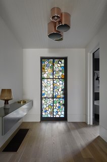 Sliding-Glass Pavilions Transform a Renovated Melbourne Home - Photo 6 of 10 -