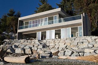 7 Hawaiian Prefabs and Kit Homes - Photo 2 of 7 - Designing innovative prefabricated homes for over 30 years, Mahana Homes offers consumers a fusion of modern and traditional designs. The indoor environments of their projects are inspired by nature. 