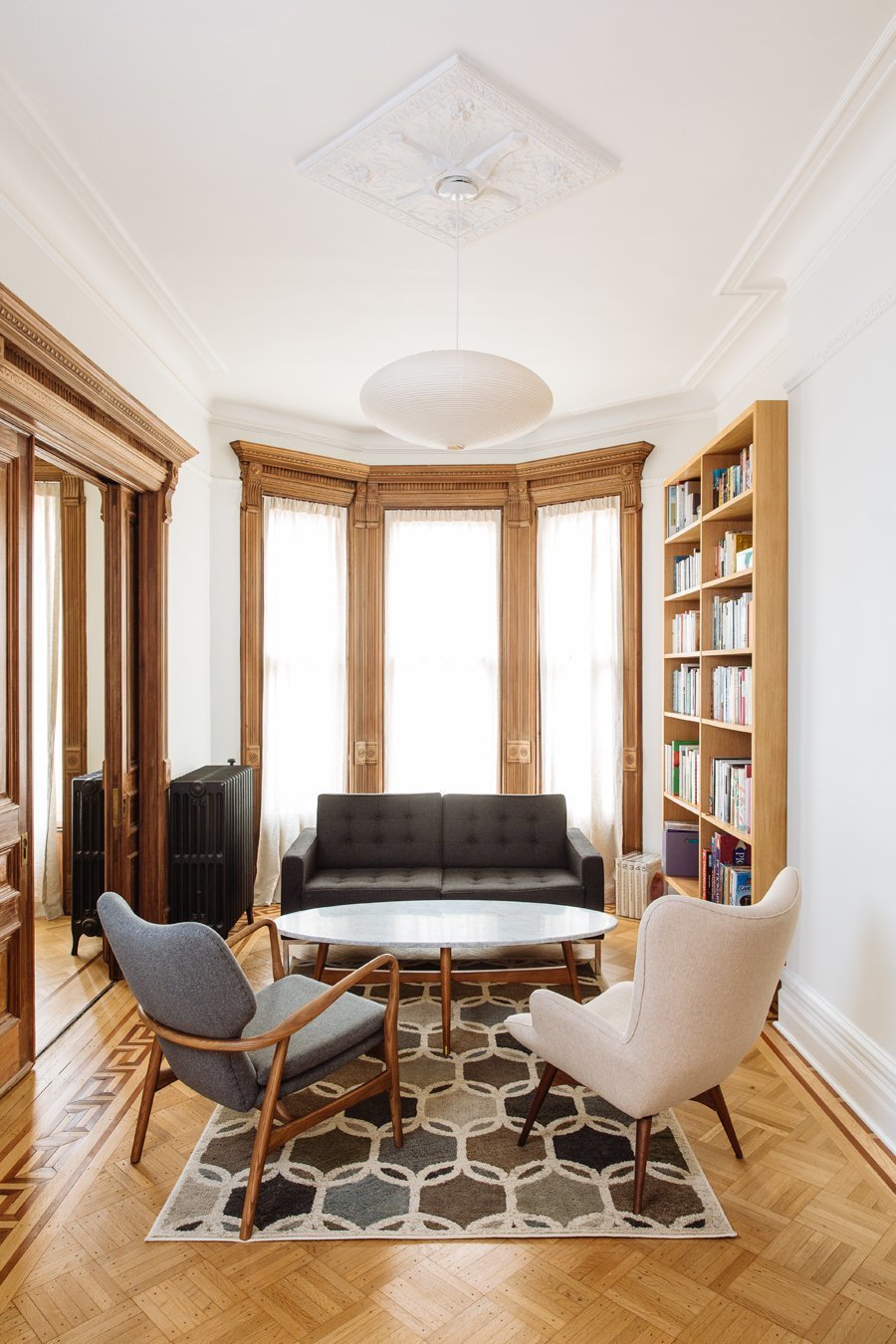 View of Top 4 Homes of the Week With Floor-to-Ceiling Windows – Hug Your Like