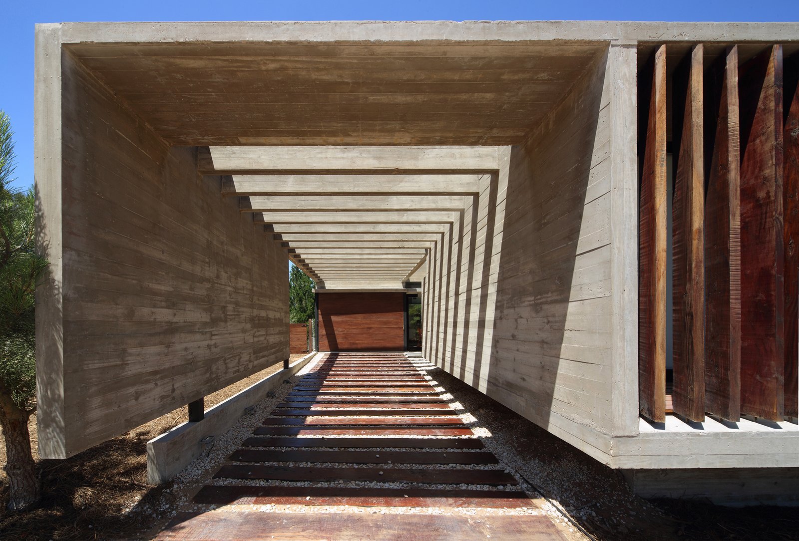 S&S House - Besonías Almeida arquitectos