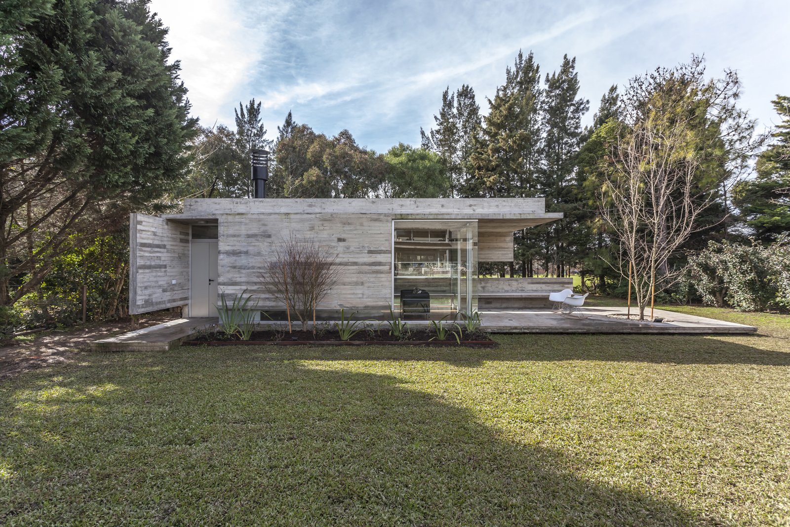 Torcuato House Pavilion - Besonías Almeida arquitectos
