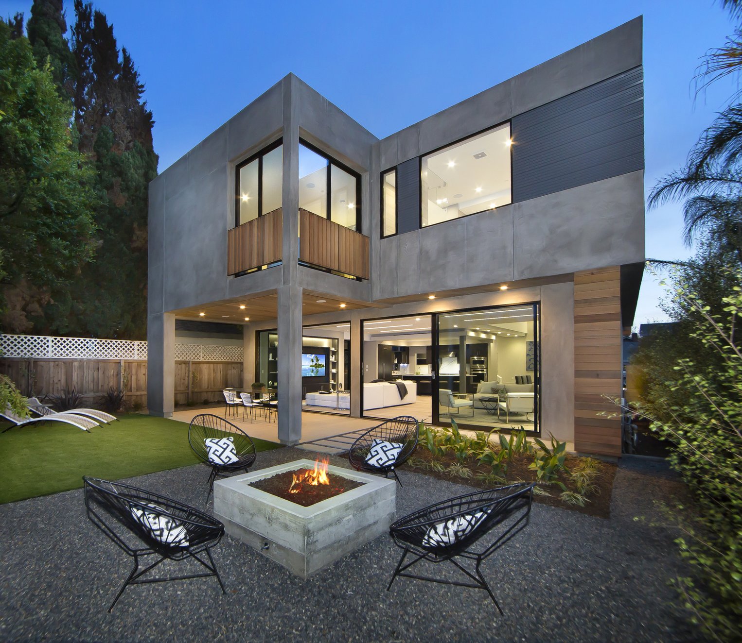 Rear Yard View